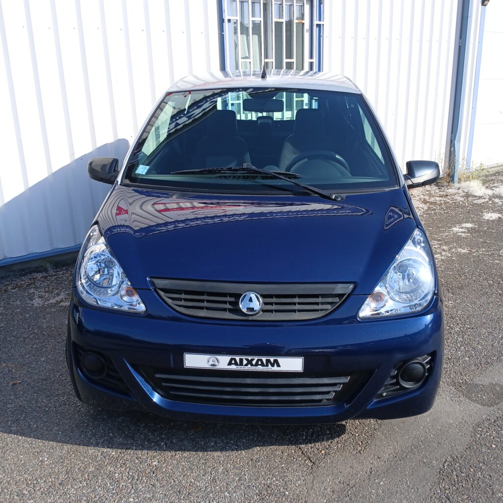 Aixam City Impulsion diesel 2012 voiture sans permis vue avant